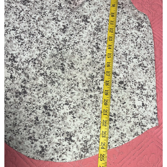 Athleta‎ Women's Breezy Printed Pullover Cutout Tank Top Size M - Picture 7 of 7